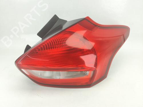 Used Right taillight FORD FOCUS III 1.5 TDCi (120 hp) 27297986