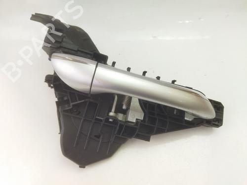 Used Front right exterior door handle MERCEDES-BENZ M-CLASS (W164) ML 320 CDI 4-matic (164.122) (224 hp) 25877316