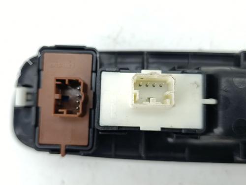 Right front window switch JEEP COMPASS (MP, M6, MV, M7) 1.4 MultiAir | BP31921088I26