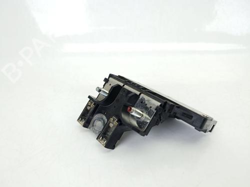 Used Fuse box Fuse box 37997398 37997398