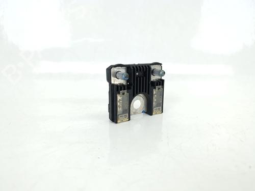 Used Fuse box Fuse box 37997423 37997423