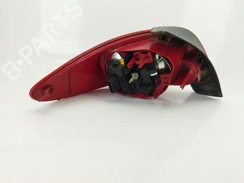 Right taillight PEUGEOT 206 Hatchback (2A/C) 1.9 D | BP10184953C35 