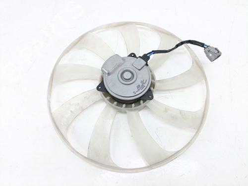 Used Radiator fan Radiator fan TOYOTA YARIS (_P21_, _PA1_, _PH1_) 1.5 Hybrid (MXPH10, MXPH11) (116 hp) 39592524 39592524