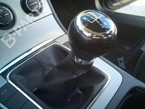 Used Manual gearbox selector Manual gearbox selector VW PASSAT B6 (3C2) 1.9 TDI (105 hp) 9344205 9344205