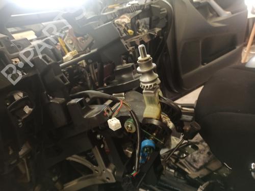 Used Gear lever TOYOTA VERSO (_R2_) 2.0 D-4D (AUR20_, AUR20R) (126 hp) 26554619