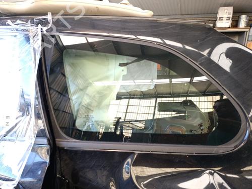 Panel rude bagtil venstre Panel rude bagtil venstre 39100849 39100849