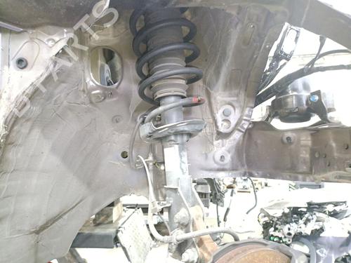 Used Right front shock absorber Right front shock absorber HONDA HR-V (RU) 1.5 (RU1) (130 hp) 32138154 32138154
