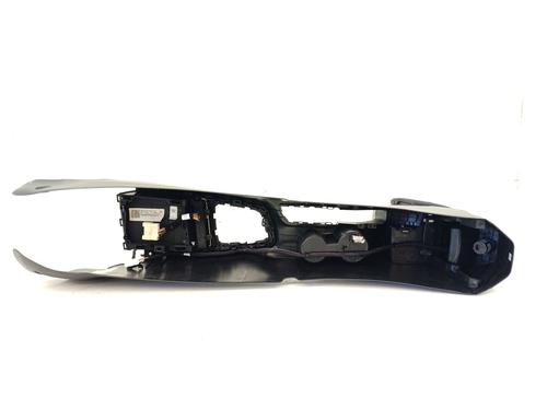 Middle console HYUNDAI i20 III (BC3, BI3) 1.0 T-GDI | BP39268580I22 - Image 10