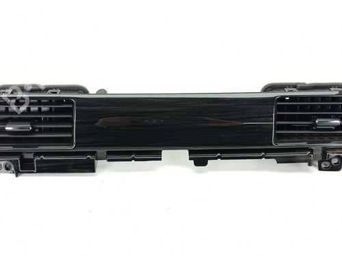 Used Air vent MITSUBISHI OUTLANDER III (GG_W, GF_W, ZJ, ZL, ZK) Plug-in Hybrid (GG2W) (200 hp) 28489578