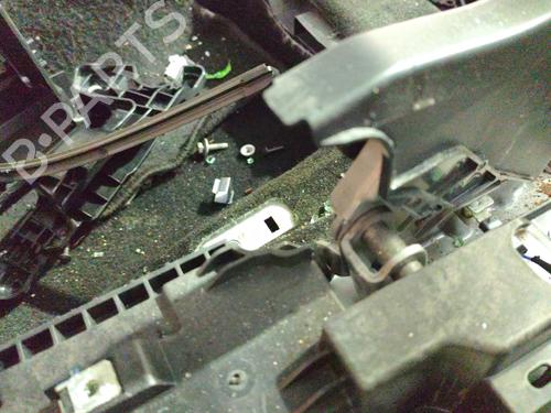 Hand brake PEUGEOT 208 II (UB_, UP_, UW_, UJ_) 1.2 PureTech 75 | BP30168749I18