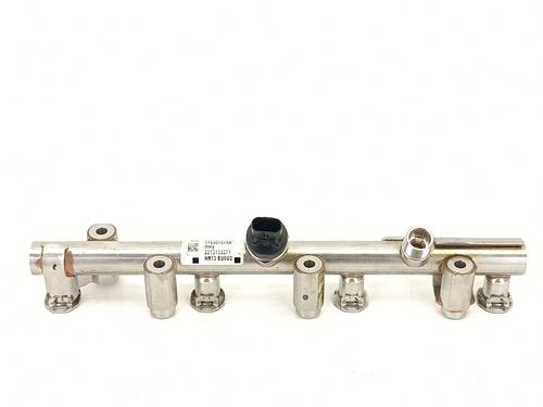 Used Injection rail Injection rail 38252641 38252641