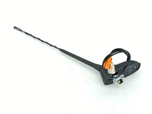Used Antenna/Base Antenna/Base PEUGEOT 208 II (UB_, UP_, UW_, UJ_) 1.2 PureTech 75 (75 hp) 32522356 32522356