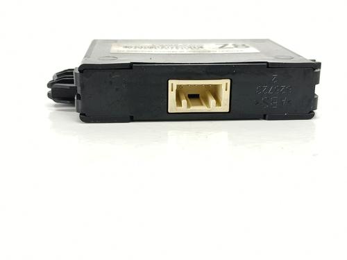 Electronic module TOYOTA COROLLA Saloon (_E21_) 1.8 VVTi Hybrid (ZWE211, MZEA12) | BP38048102M83 - Image 4