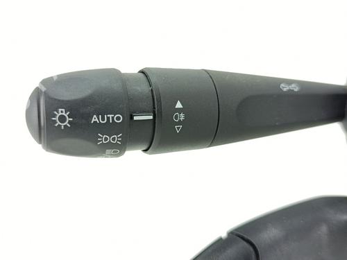 Switch PEUGEOT 208 II (UB_, UP_, UW_, UJ_) 1.2 PureTech 100 | BP31809993I30