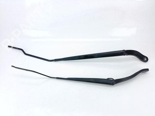 front-windshield-wiper-arm-renault-megane-iv-hatchback-b9amn_-2015-35807134 main image