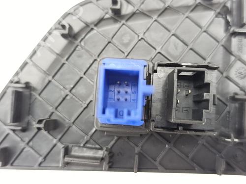 Warning switch VW POLO VI (AW1, BZ1, AE1) 1.0 | BP37464619I22 - Image 3