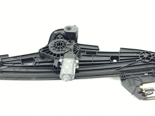 BP30121891C25 main image