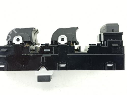 Left front window switch HYUNDAI i30 (PDE, PD, PDEN) 1.5 | BP36993199I27 - Image 3