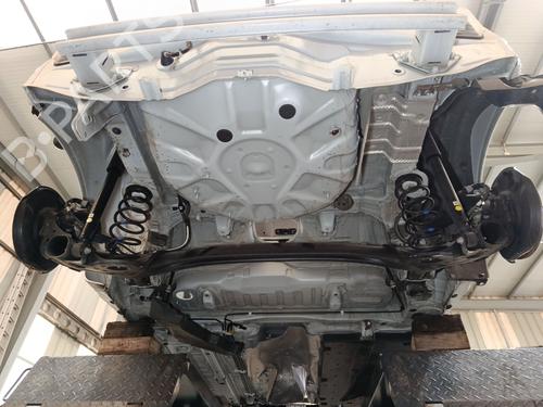 Bagaksel TOYOTA YARIS (_P21_, _PA1_, _PH1_) 1.5 (MXPA11) (125 hp) 32666730