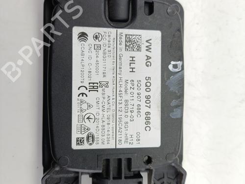 Used Electronic module VW GOLF VII (5G1, BQ1, BE1, BE2) 2.0 R 4motion (300 hp) 26559545