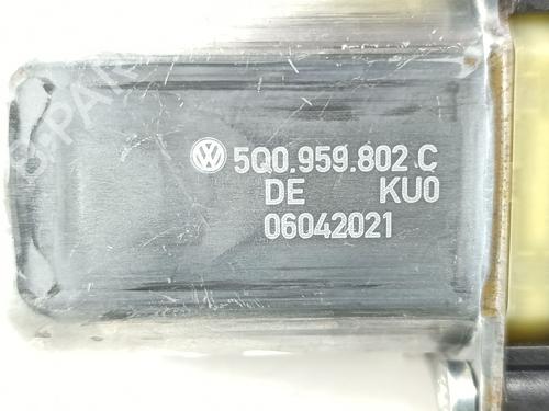 Right front window motor CUPRA FORMENTOR (KM7, KMP) 1.5 TSI | BP30594114E20