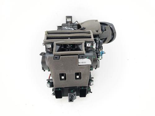 Used Heater matrix box PEUGEOT 2008 II (UD_, US_, UY_, UJ_, UR_, UC_) 1.2 PureTech 100 (USHNK) (101 hp) 31996854