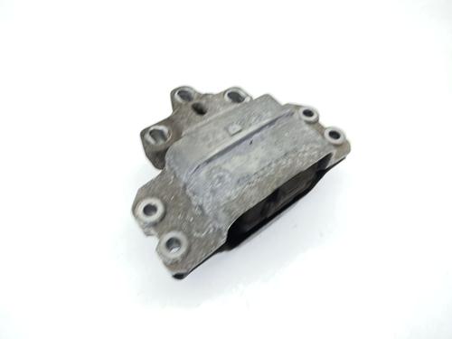 Used Engine mount VW GOLF VI (5K1) 2.0 GTi (210 hp) 31190838
