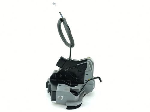 rear-left-lock-hyundai-i20-ii-gb-ib-2014-2015-2016-2017-2018-2019-2020-2021-32299441 main image