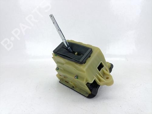 Used Gear lever MERCEDES-BENZ C-CLASS (W204) C 220 CDI (204.002) (170 hp) 25878493