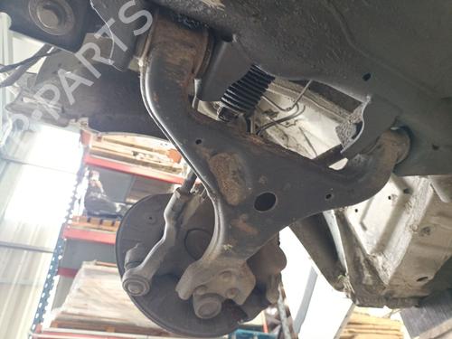 Used Right front suspension arm MERCEDES-BENZ VITO / MIXTO Van (W639) 111 CDI (639.601, 639.603) (116 hp) 26905489