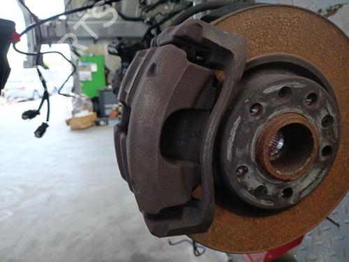Used Left front brake caliper PEUGEOT PARTNER Box Body/MPV (K9) 1.5 BlueHDi 100 (102 hp) 28856227