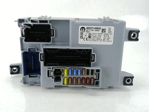 Used Fuse box Fuse box FIAT 500 (312_) 1.0 Mild Hybrid (312.AYD1B) (69 hp) 32988824 32988824