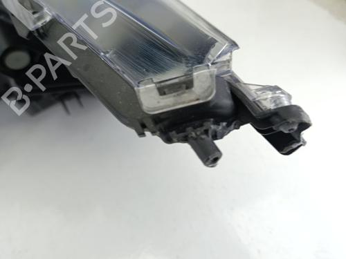 Right headlight TOYOTA COROLLA Hatchback (_E21_, _EA1_, _EH1_) 1.8 Hybrid (ZWE211) | BP31944973C29