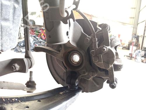 Used Left front steering knuckle Left front steering knuckle 38304653 38304653