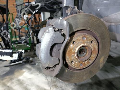 Used Left front brake caliper Left front brake caliper 39430900 39430900