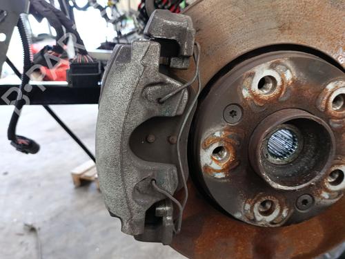 Left front brake caliper RENAULT CAPTUR II (HF_) TCe 90 (HFM6) | BP29632323M105 