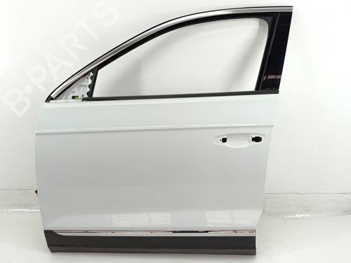 Used Left front door VW T-ROC (A11, D11) 1.5 TSI (150 hp) 29526503