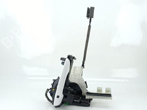 hyre-foran-las-hyundai-i30-pde-pd-pden-2016-33198815 main image