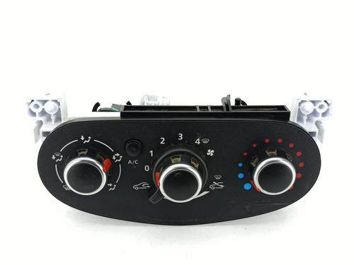 Used Climate control Climate control DACIA DOKKER Box Body/MPV 1.5 Blue dCi 95 (FEJL) (95 hp) 32771318 32771318