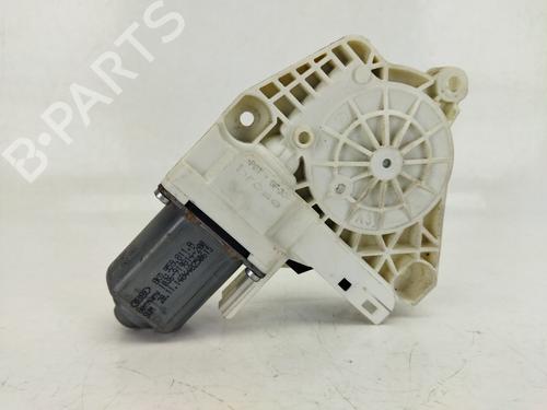 Used Left rear window motor AUDI A4 B8 Avant (8K5) [2007-2017]  10639343