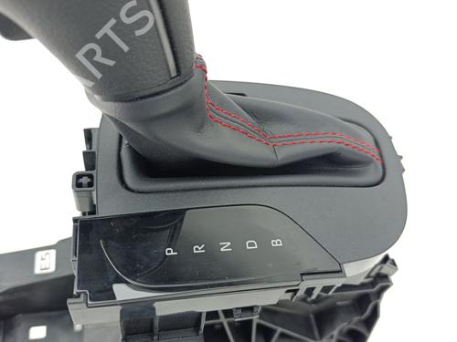 Gear lever TOYOTA YARIS (_P21_, _PA1_, _PH1_) 1.5 Hybrid (MXPH10, MXPH11) | BP30356667M90