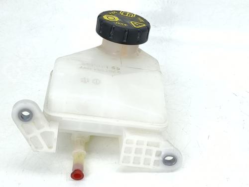 Brake fluid reservoir MG MG 3 (ZP2_) | BP30153583M118