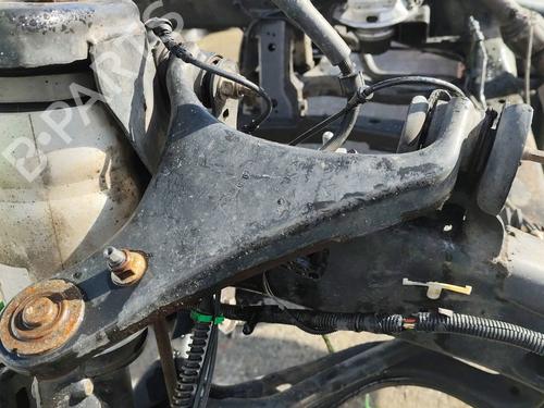 Used Left front suspension arm Left front suspension arm 37073984 37073984