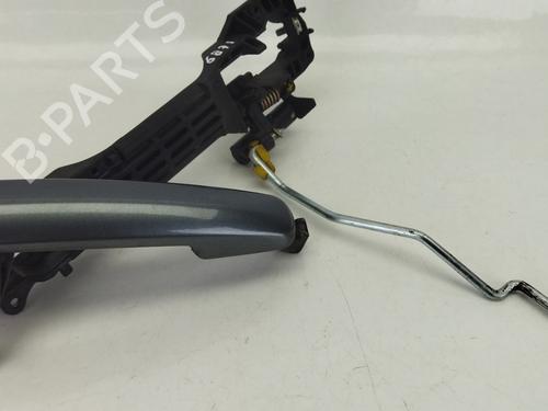 Used Front left exterior door handle SUZUKI GRAND VITARA II (JT, TE, TD) 1.9 DDiS All-wheel Drive (JT419, TD44, JB419WD, JB419XD,... (129 hp) 12578059
