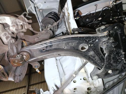 Used Right front suspension arm FORD TRANSIT CUSTOM V362 Bus (F3) 1.0 EcoBoost PHEV (125 hp) 30096900