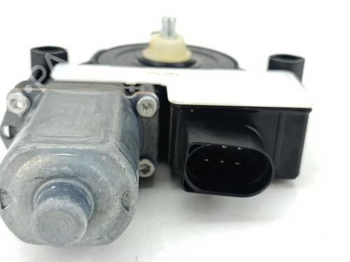 Left front window motor BMW Z4 Roadster (G29) sDrive 20 i | BP28022054E21 
