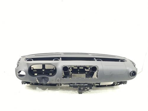 dashboard-mercedes-benz-sprinter-35-t-van-b907-b910-2018-39973890 main image