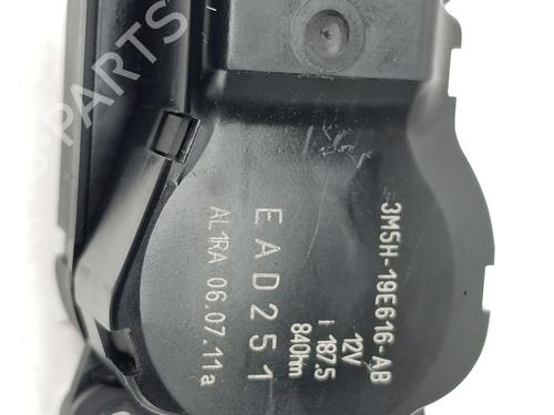 Elektronische module FORD FOCUS III Turnier 1.6 TDCi (115 hp) 28480901