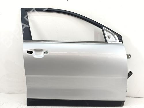 right-front-door-kia-stonic-yb-2017-40539006 main image