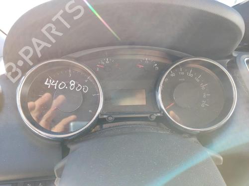 Used Instrument cluster PEUGEOT 5008 (0U_, 0E_) 1.6 HDi (112 hp) 13337590